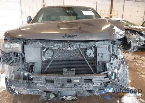 2018 Jeep Grand Cherokee Altitude 4X4 из США, поврежденный, VIN 1C4RJFAGXJC221186